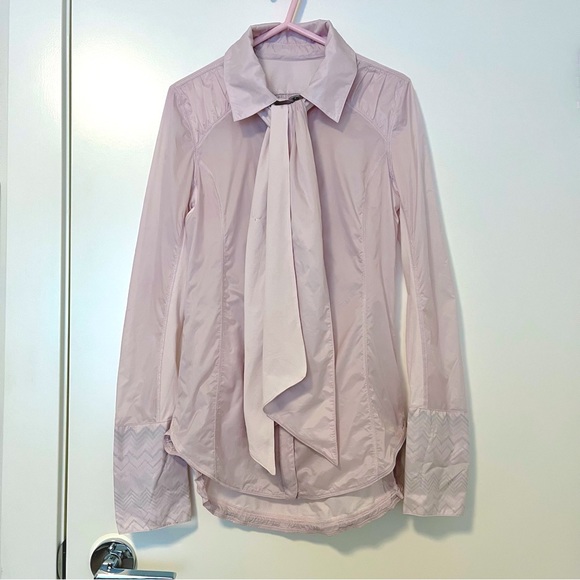 Lululemon Pedal Power Wind Shirt in Neutral Blush - Picture 10 of 10